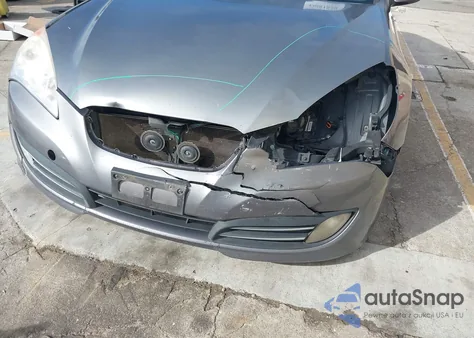 2012 Hyundai Genesis 3.8 Grand Touring z USA, uszkodzony, nr VIN KMHHU6KH5CU065562